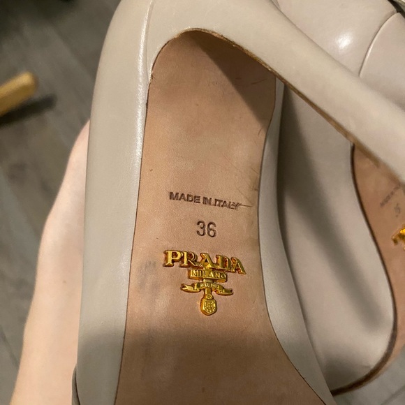 PRADA creme open toe mules - Picture 5 of 8